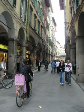 A sttreet in Pisa